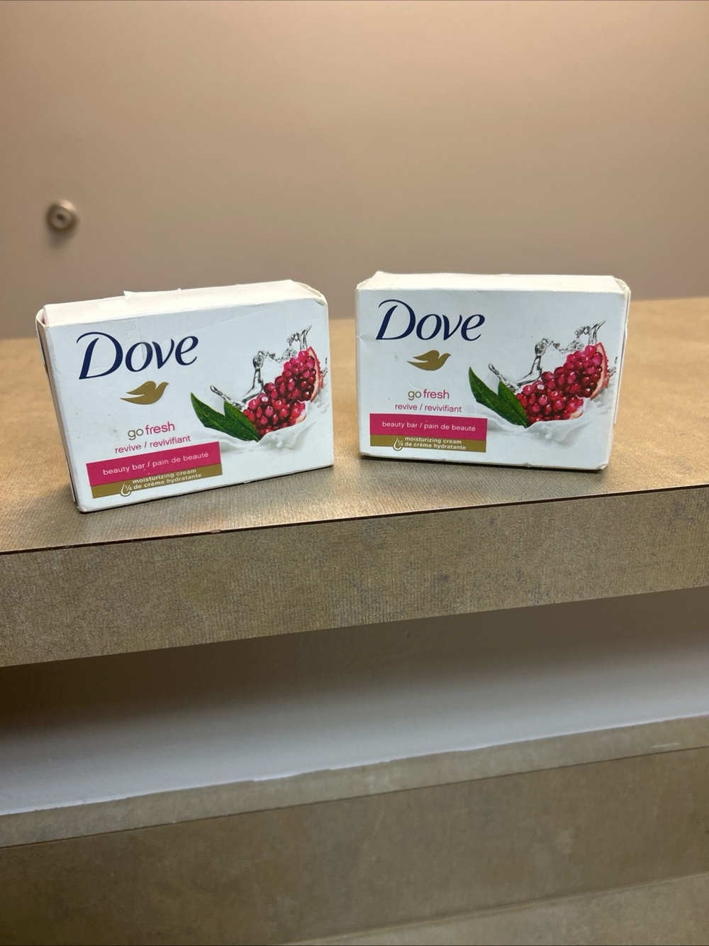 2 Dove Go Fresh Revive Beauty Bars w/ Moisturizing Cream 3.75 Oz Ea Discontinued